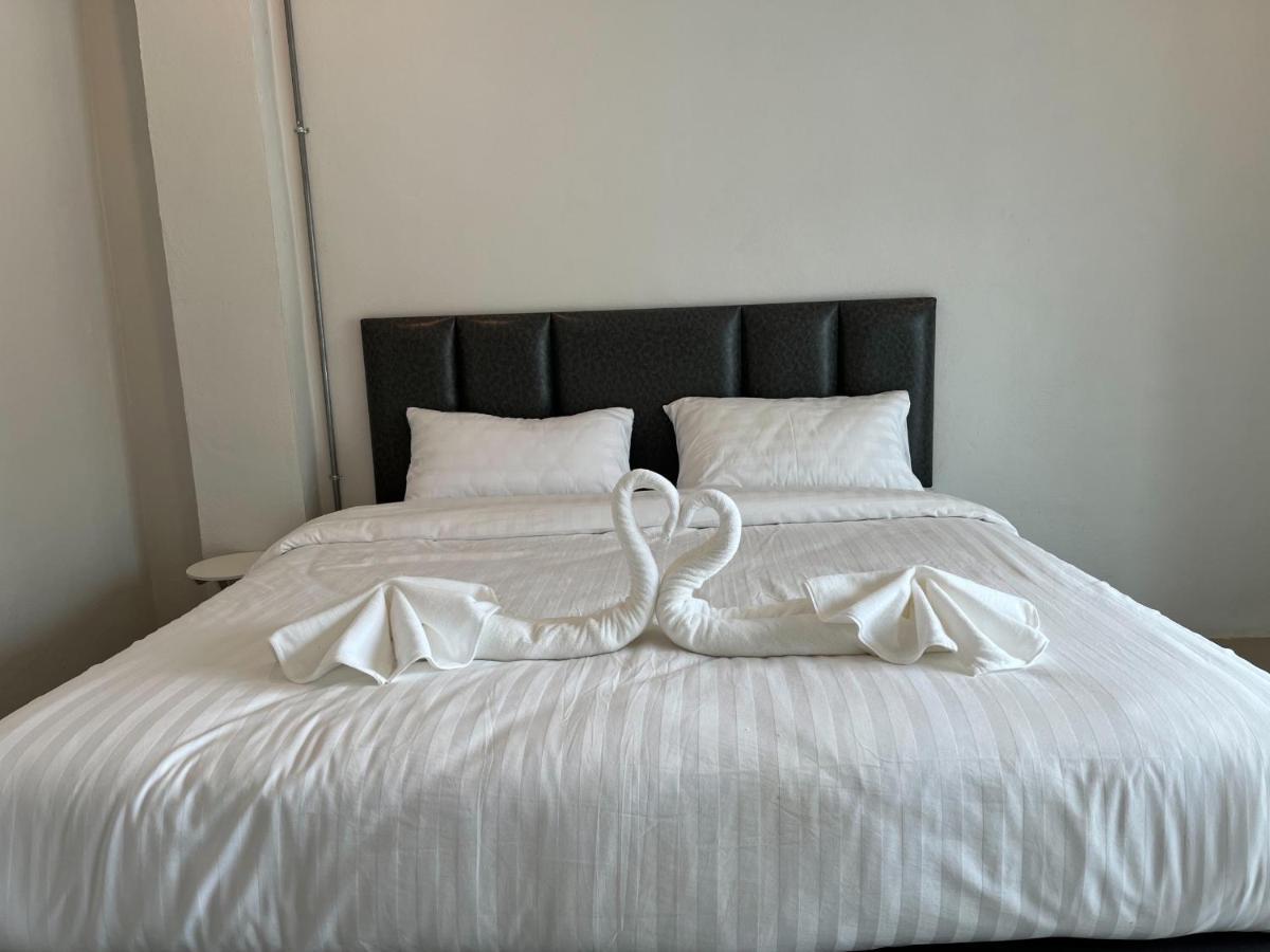 Life Hotel Rong Khun Ban Mai  エクステリア 写真