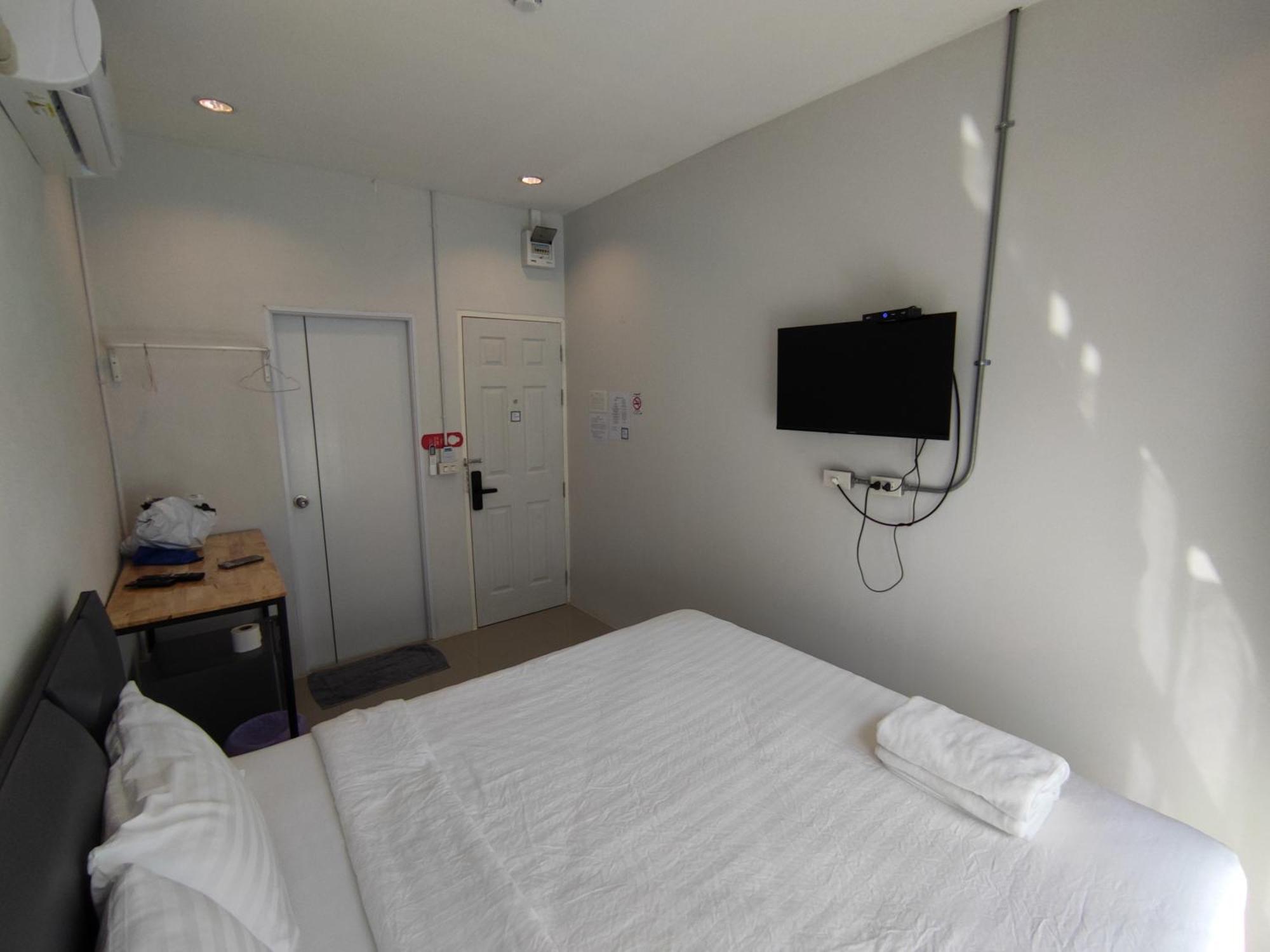 Life Hotel Rong Khun Ban Mai  エクステリア 写真